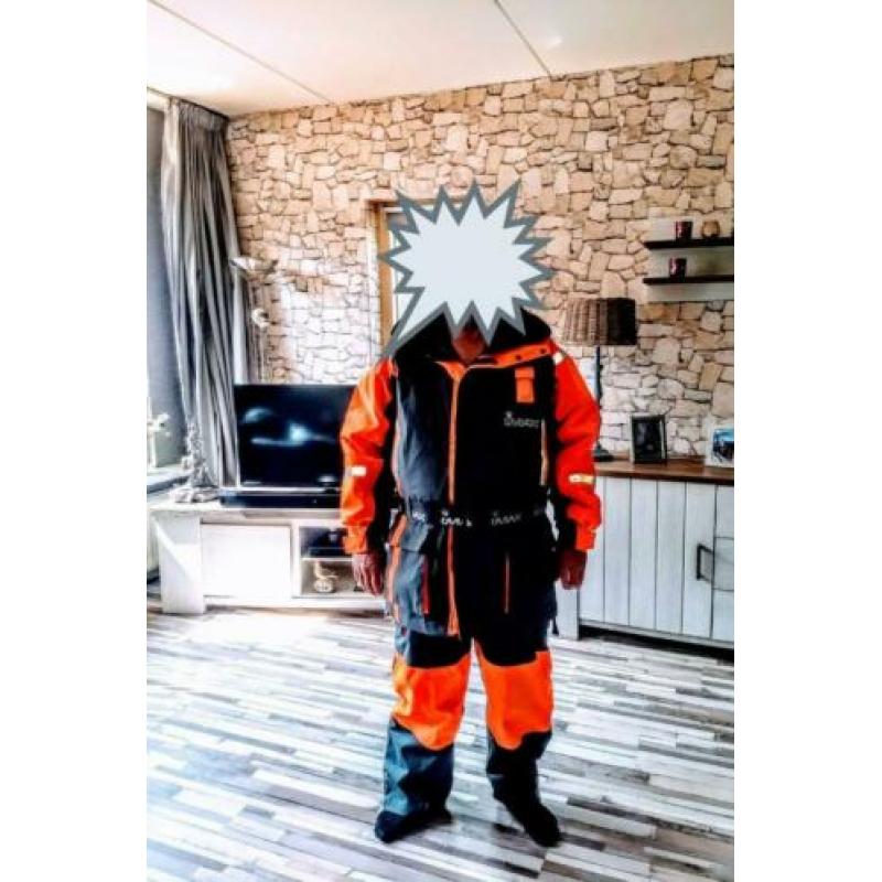 Zeevis jas + broek vanaf de kant of op de boot
