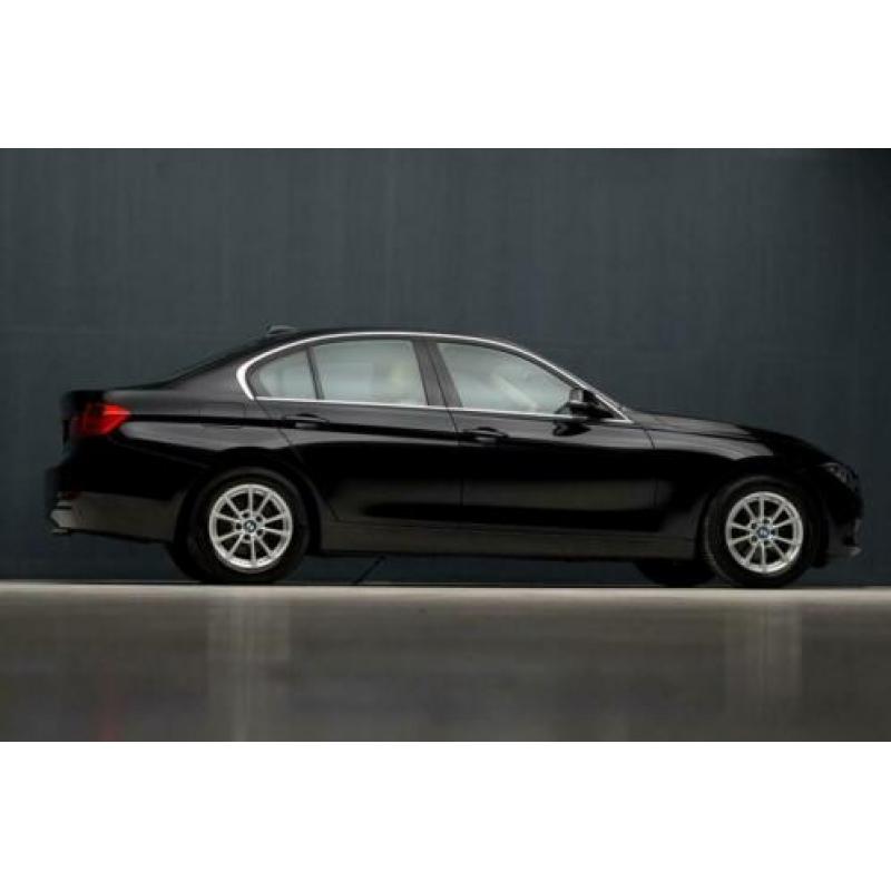 BMW 3-serie 316i Executive Sport (NAVIGATIE, HARMAN/KARDON,