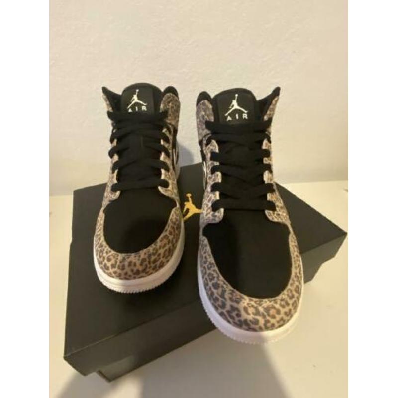Jordan 1 mid maat 36,5 Leopard nieuw