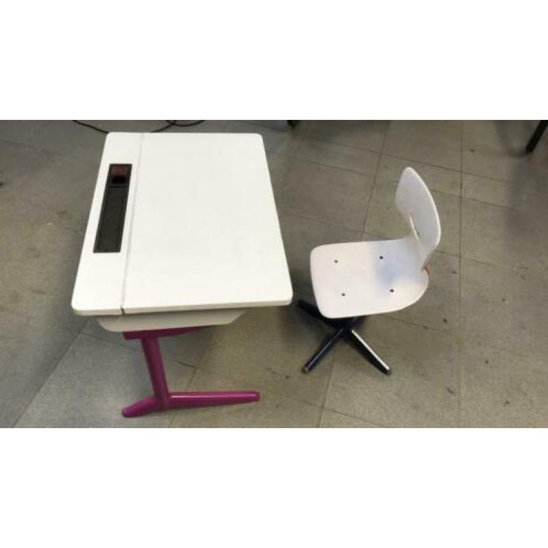 Leuke kinder bureau om te pimpen.