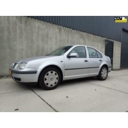 Volkswagen Bora 1.4-16V Trendline