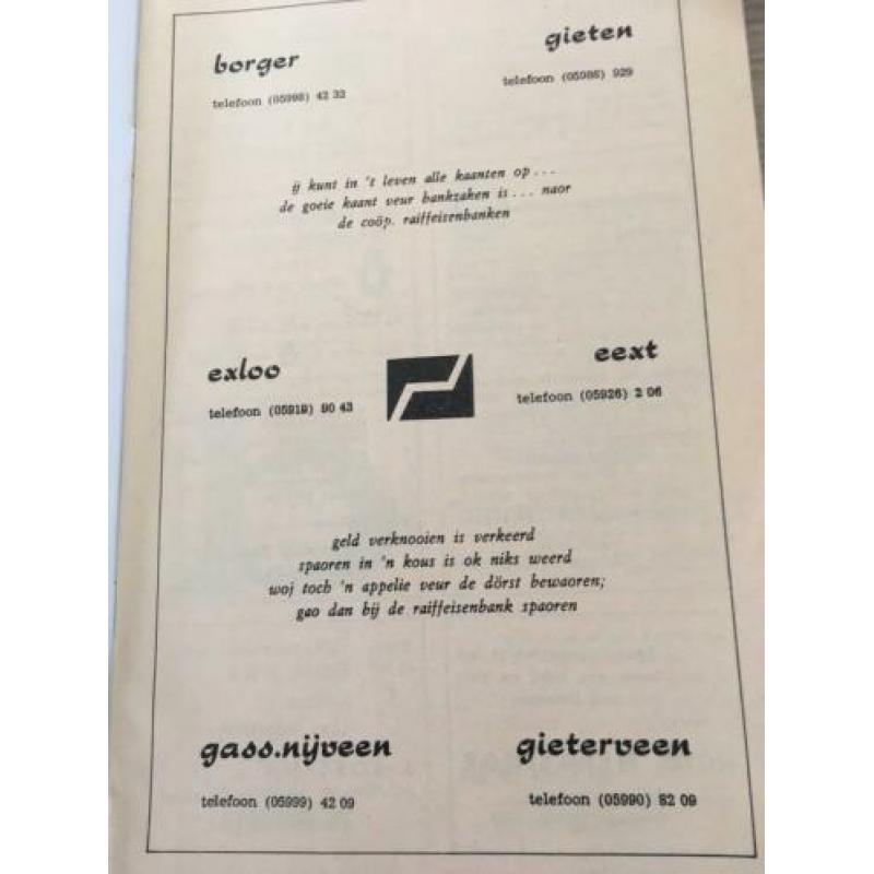 Verzameling “oeze volk” noaberproat Drents Bart Veenstra’s