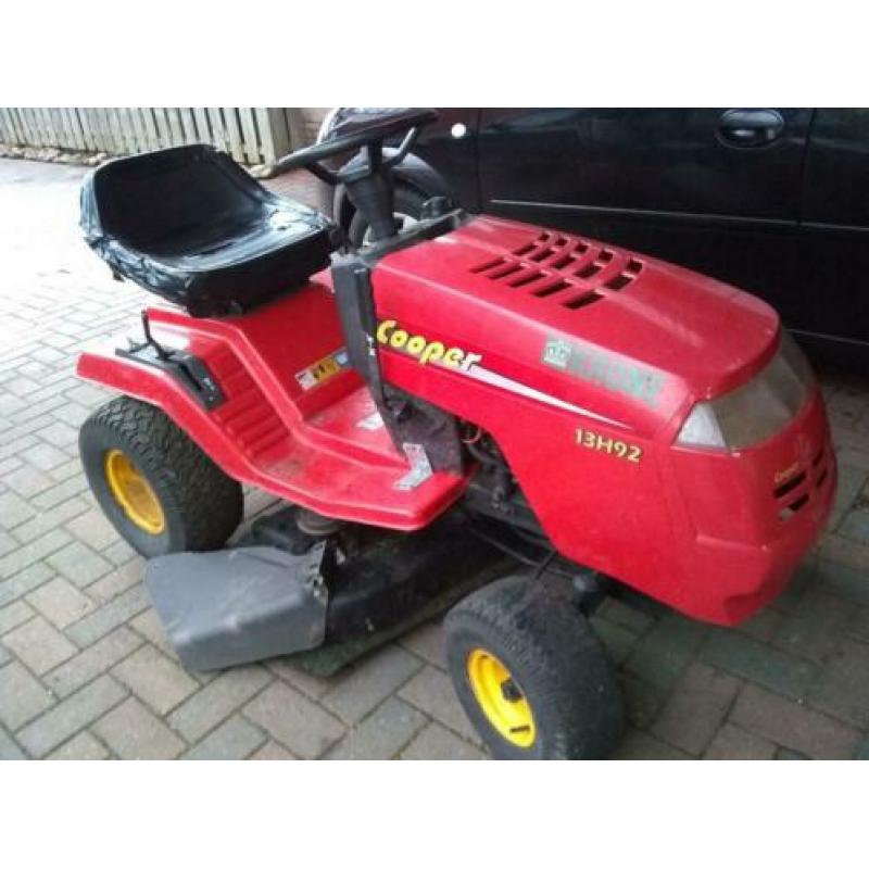 Te koop zitmaaier hydrostaat.