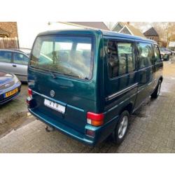 Volkswagen Transporter Caravelle CL 2.5 Syncro Benzine 8 Per