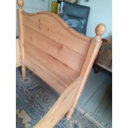 Brocante oud grenen bed 180x80