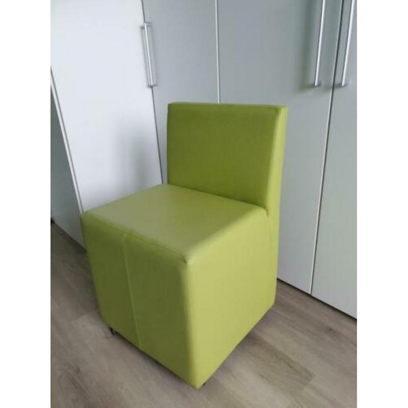 Leuk, verrijdbare stoel in leatherlook, kleur lime / mintgro