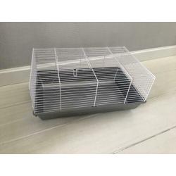 Hamsterkooi met toebehoren