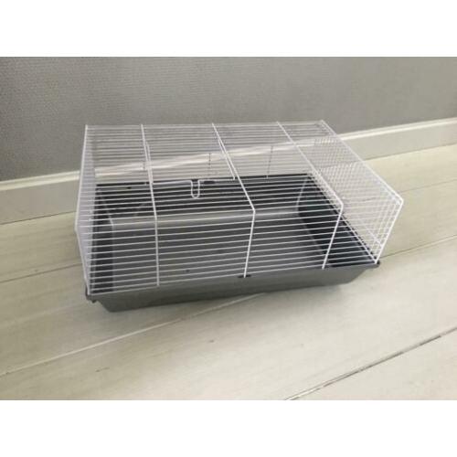 Hamsterkooi met toebehoren