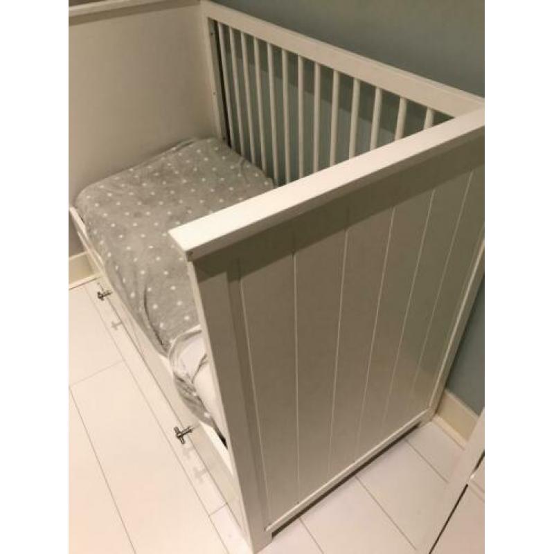 Ledikantje, handgemaakt Rivièra Maison stijl