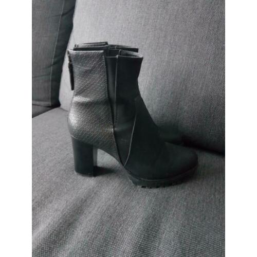 Laarsjes boots 38