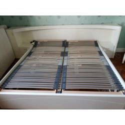 Tweepersoons bed met elektrische bedbodems