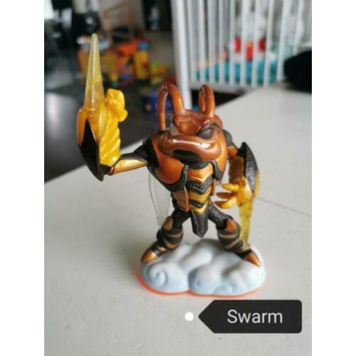 11 Skylanders en een portal