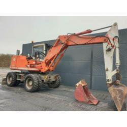 O & K MH 2.8 mobiele kraan banden graafmachine wielkraan