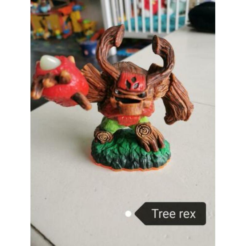 11 Skylanders en een portal