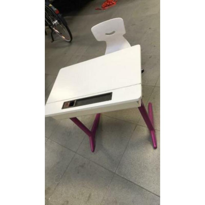 Leuke kinder bureau om te pimpen.