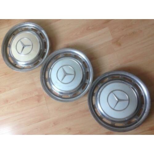 Mercedes retro wieldoppen
