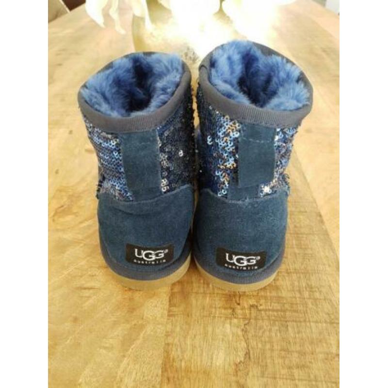 Blauwe bling NIEUW EN ONGEDRAGEN (nep) UGG UGGS mt 38!
