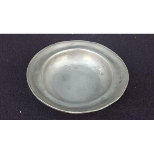 Antiek tin - kinderbordje - diameter 11,5 cm