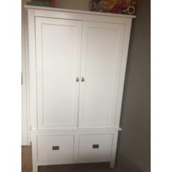 Complete babykamer kast ledikant matras commode plankje wit