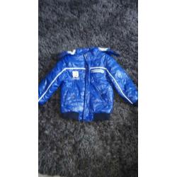 Winterjas maat 110/116. Kobalt blauw