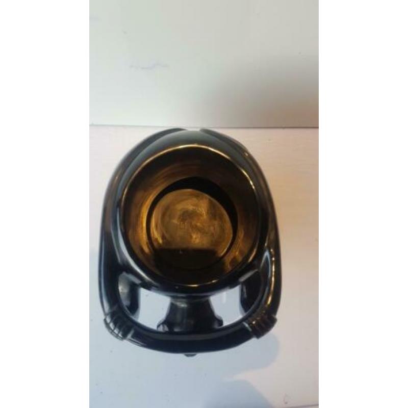 Mooie offer kom van obsidiaan.