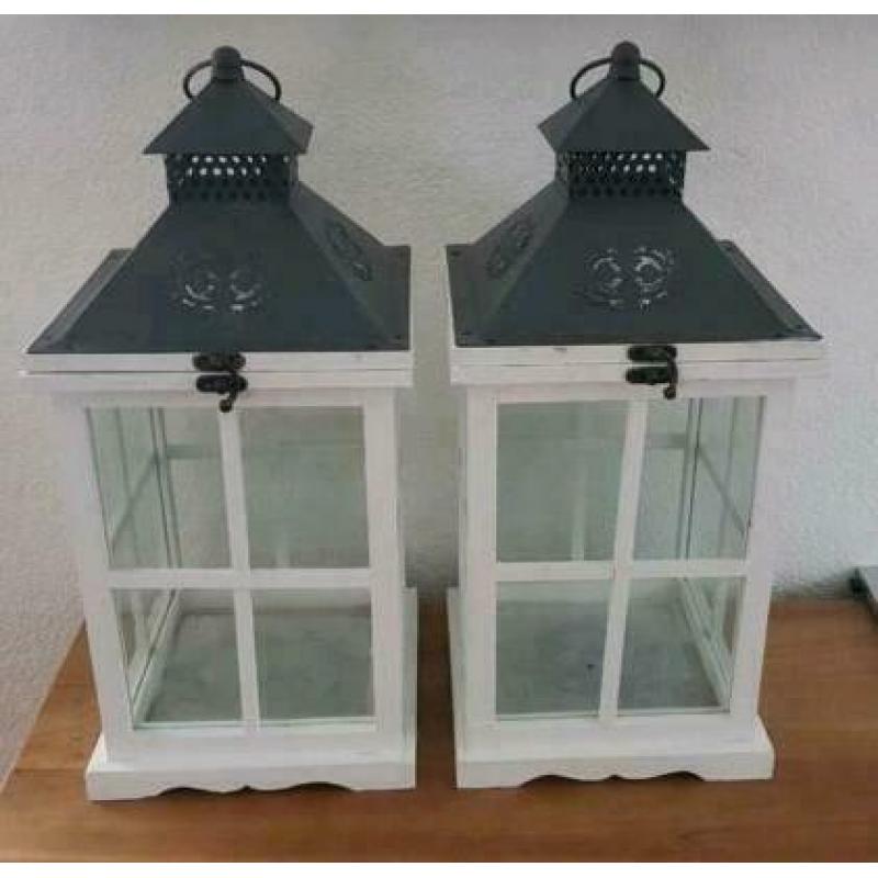 Te koop 2x Windlichten wit