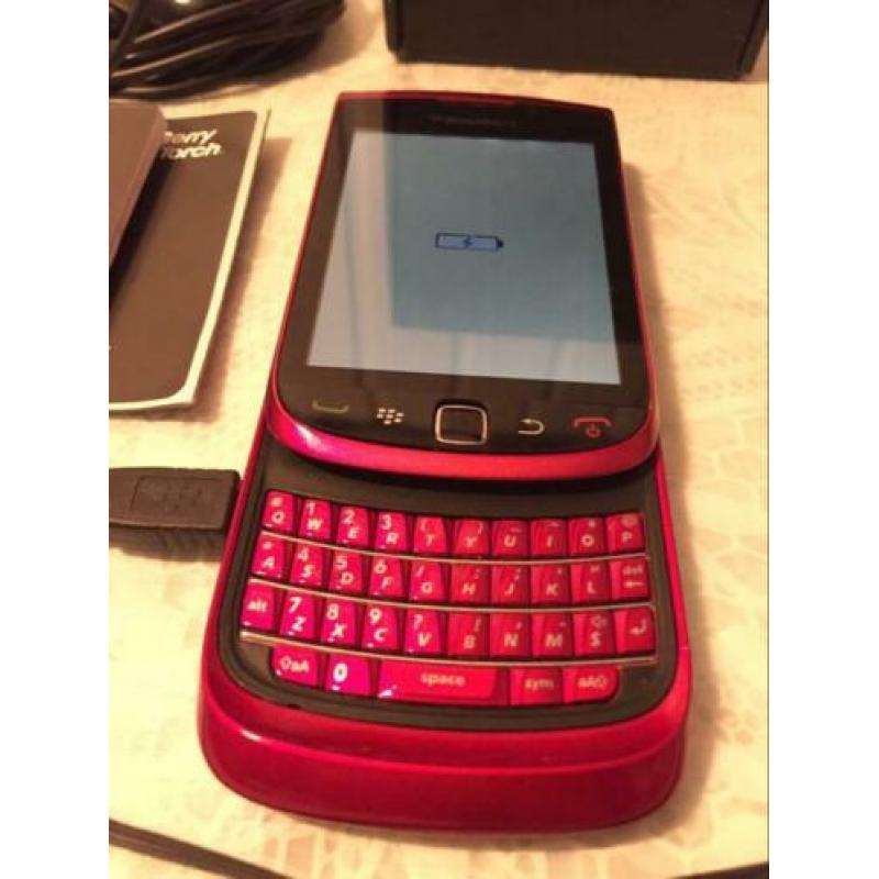 BlackBerry Torch 9800 incl: doos, lader, software & boekjes