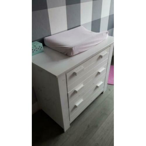 Mooie complete babykamer