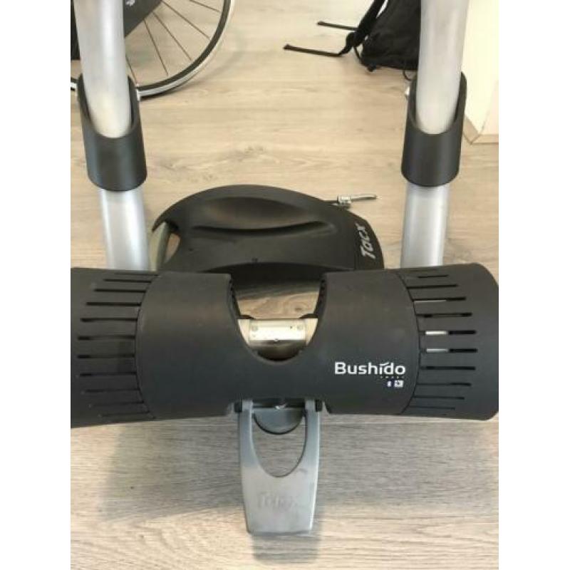 Tacx Bushido Smart trainer
