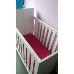 Mooie complete babykamer