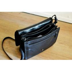 ICCI schoudertas dames leer - 29 x 24 cm - zwart