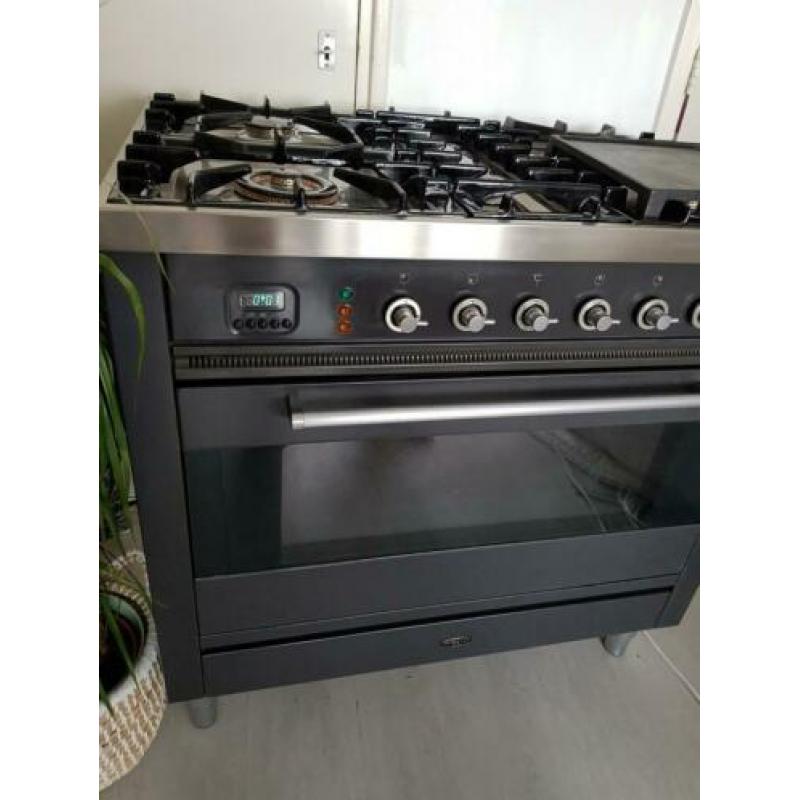 Boretti gasfornuis met heteleluch oven en visbrander