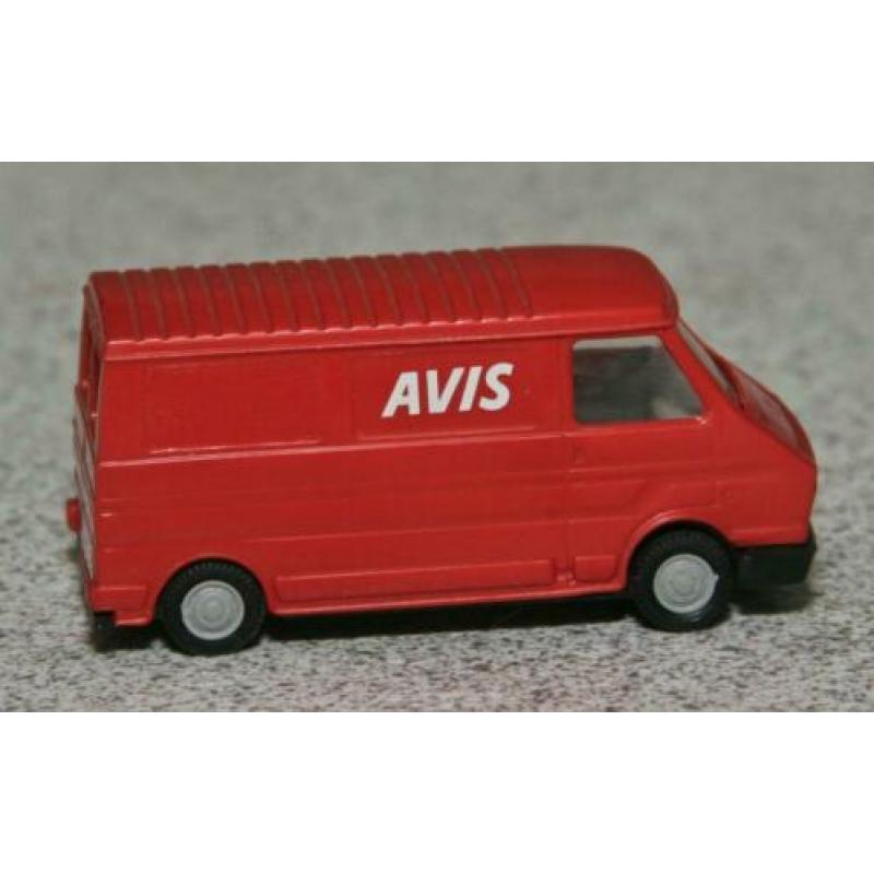 Fiat 242. AVIS. Merk: Praliné