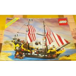 lego 6285 piratenschip met doos en boekje.