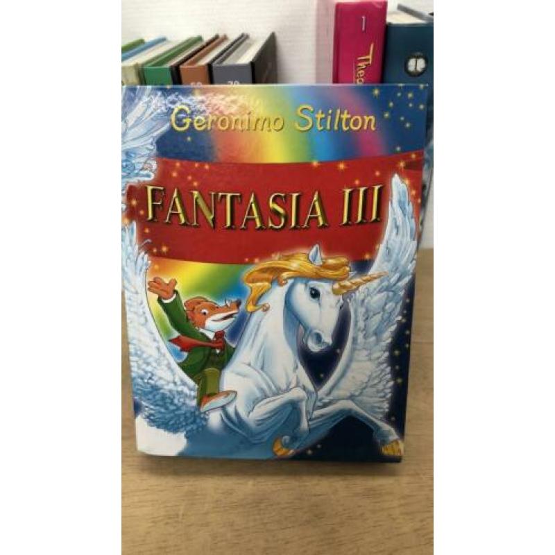 7 x Geronimo Stilton + 2 x Thea Stilton kinderboeken