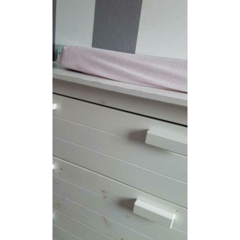 Mooie complete babykamer
