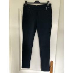 Claudia Strater donkerblauwe skinny maat 38 zijrits