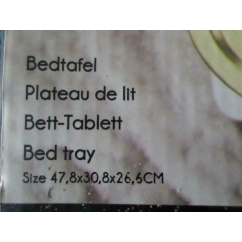 Mooie Gusta bedtafel / tray / dienblad in mdf