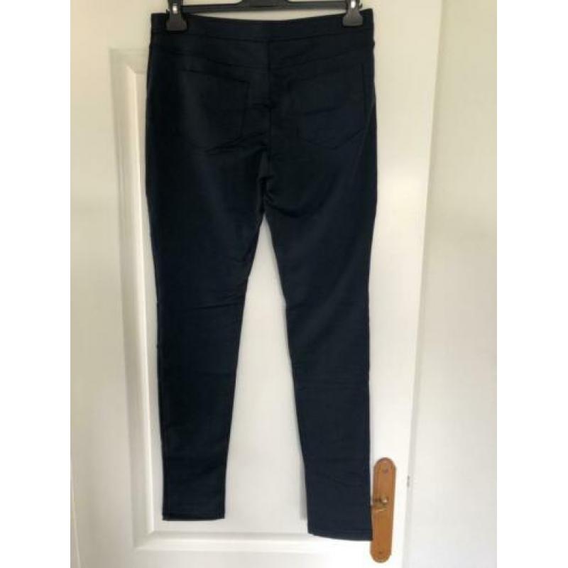 Claudia Strater donkerblauwe skinny maat 38 zijrits