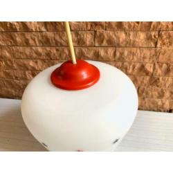 Vintage Jaren 60 hanglamp melkglas met sterretjes hoog 18 cm