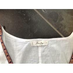 KoalaBay Ibiza-style top