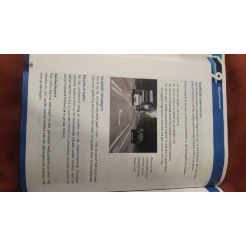 Theorie lesboeken voor auto en bromfiets