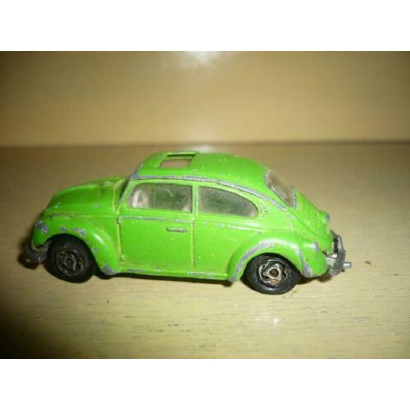 Mie18> oude majorette volkswagen 1302