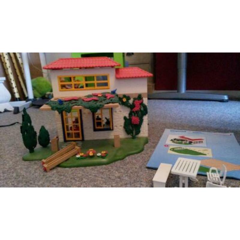 Vakantiehuis playmobil 4857