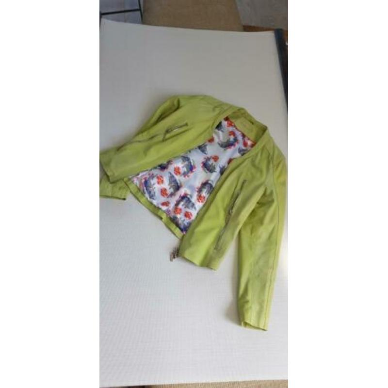 Nieuw leren jasje mt 38(L) merk Ginger,appeltjes groen????