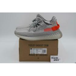 Adidas Yeezy Boost 350 V2 Tail Light EU 43 1/3