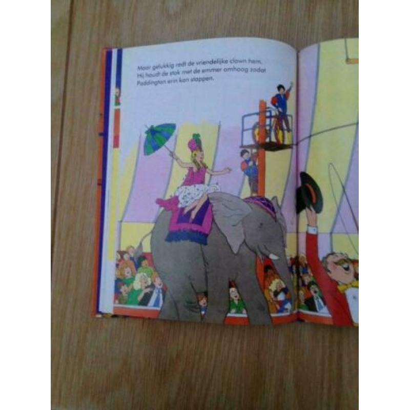 Prentenboek Paddington naar het circus