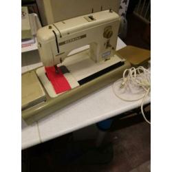 Bernina 717