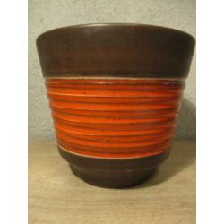 Vintage retro bloempot oranje bruin