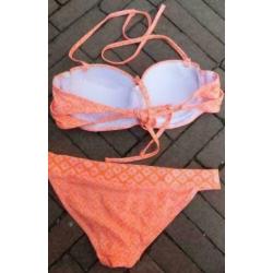 PERZIK kleur puch-up bikini mt 38 cup C